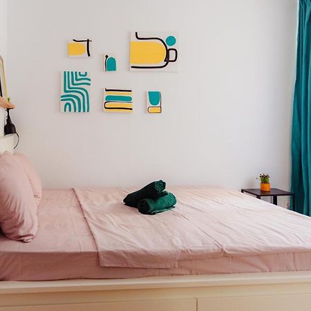 Cozy Apartment Ultracentral Universitate Square Bukarest Kültér fotó
