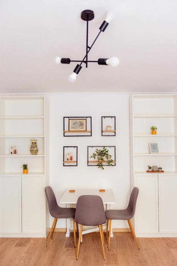 Cozy Apartment Ultracentral Universitate Square Bukarest Kültér fotó